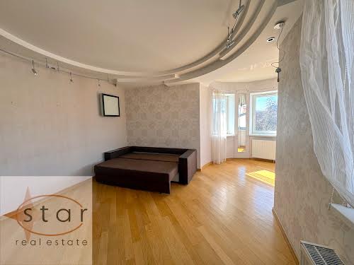 квартира за адресою Ватутіна, 52