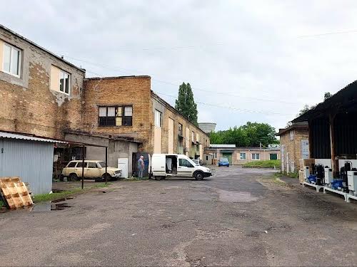 коммерческая по адресу Азейбаржанська, 25