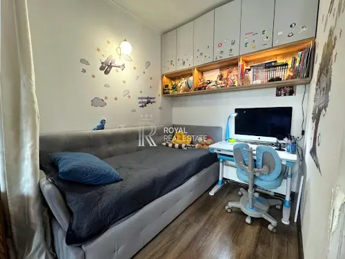квартира за адресою Радистів вул., 34б