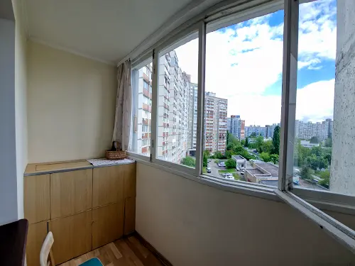квартира за адресою Академіка Глушкова просп., 45