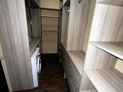 квартира по адресу Кондратюка Юрия ул., 3