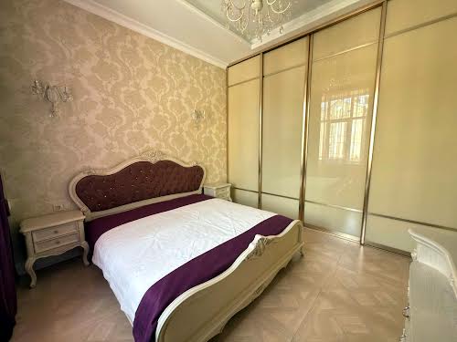 квартира за адресою Шпитальна вул., 7