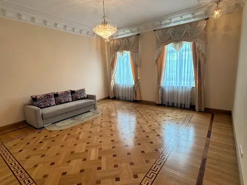 квартира по адресу Тарнавского ул. (Кутузова), 4