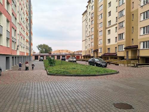 квартира за адресою Яблунева вул., 6