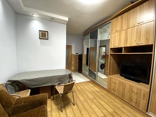 квартира за адресою Івана Біберовича вул., 15