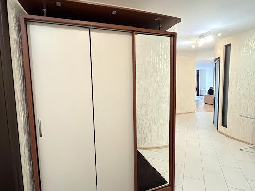 квартира за адресою Панаса Мирного вул., 17