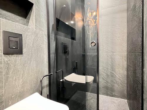 квартира за адресою Космічна вул., 5