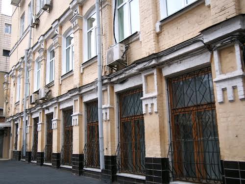 коммерческая по адресу Большая Васильковская ул. (Красноармейская), 77
