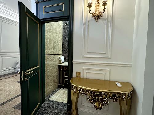 коммерческая по адресу Генуэзская ул., 5
