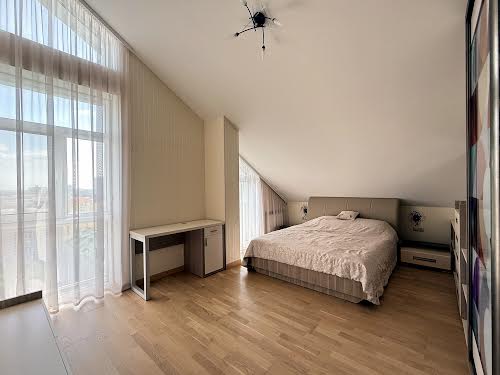 квартира за адресою Регенераторна вул., 4 к3-1
