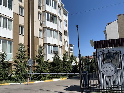 квартира за адресою Павла Чубинського вул., 12