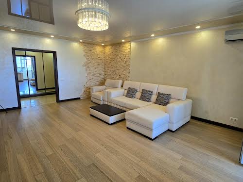 квартира за адресою Лазурна вул., 5 к11
