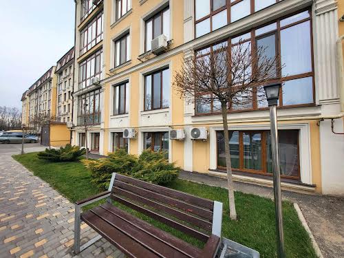 квартира за адресою Дача Ковалевського вул., 121