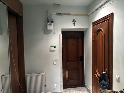 квартира по адресу Карпатская ул., 15а