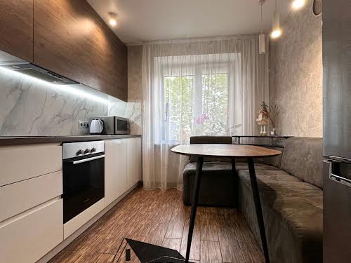 квартира по адресу Горького пл., 4