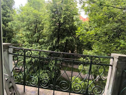 квартира за адресою Євгена Коновальця вул. (), 7