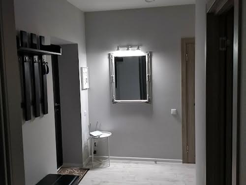 квартира за адресою Щаслива, 7а