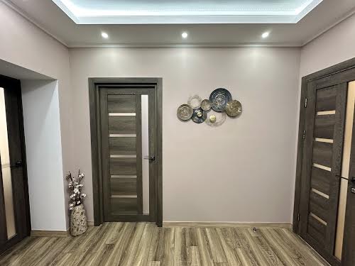 квартира за адресою Василя Стуса вул., 32