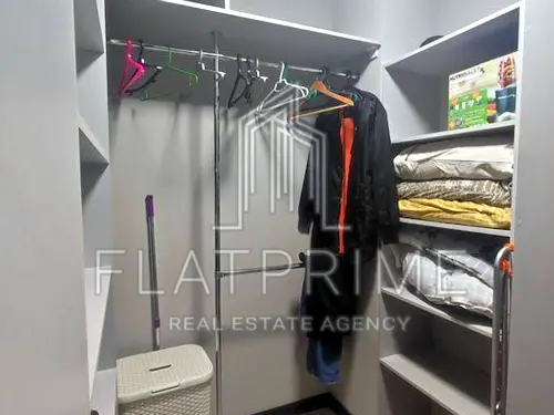 квартира за адресою Регенераторна вул., 4