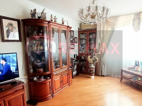 квартира за адресою Миколи Бажана просп., 12