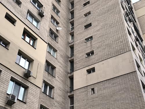 квартира за адресою Михайла Омеляновича-Павленка вул. (Суворова), 11