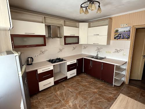 квартира за адресою Будівельників вул., 2