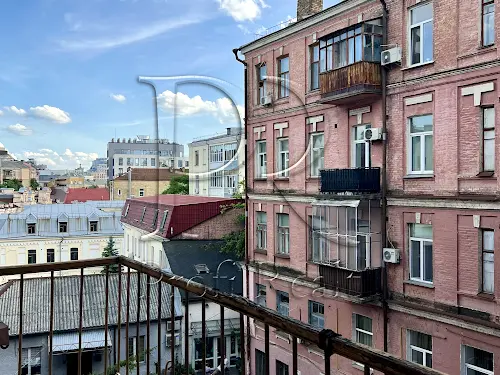 квартира за адресою Михайлівська вул., 22-Б