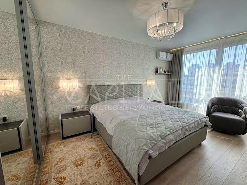 квартира за адресою вул. Златоустовская, 34