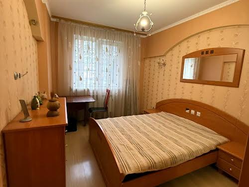 квартира за адресою Паркова вул., 18