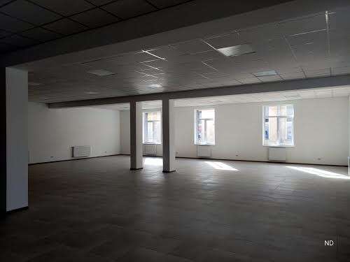 комерційна за адресою Львів, Городоцька вул., 174