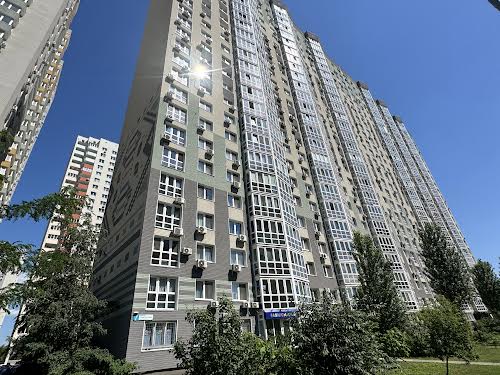 квартира за адресою Софії Русової вул., 7