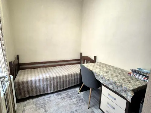 квартира за адресою Підзамче вул., 8