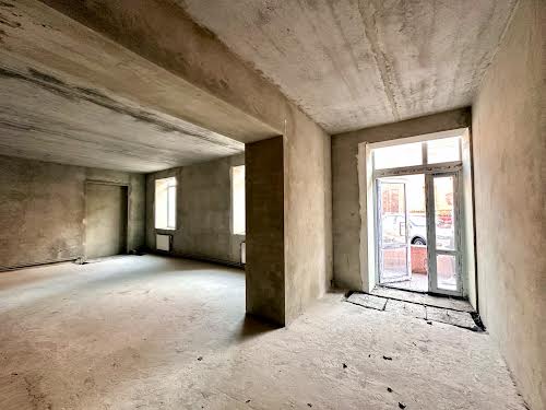 комерційна за адресою Водопровідна вул., 34