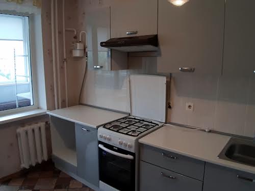 квартира за адресою Машиностроителей, 1Б