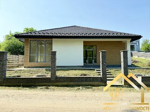 будинок за адресою Підлісна вул.