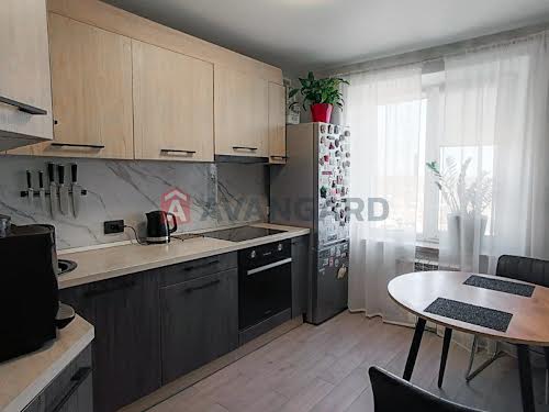 квартира за адресою Перемоги вул., 135