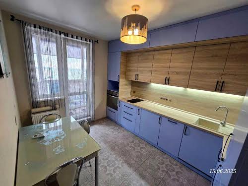 квартира за адресою Михайла Грушевського вул., 30б
