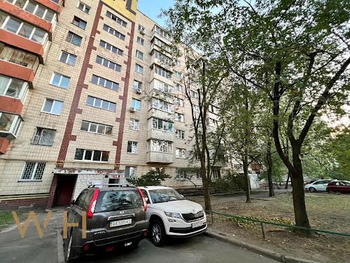 квартира за адресою Романа Шухевича просп. (Генерала Ватутіна), 24