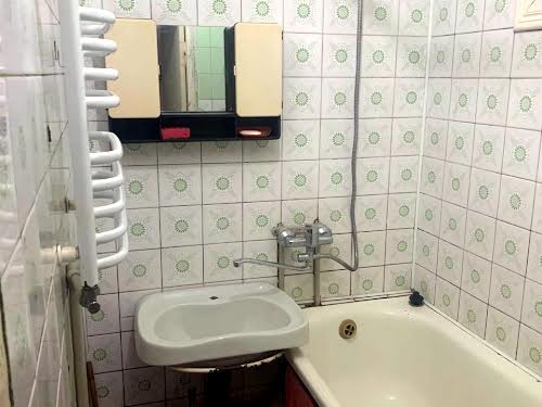 квартира за адресою Гната Хоткевичп, 75