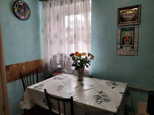 будинок за адресою Центральна, 64