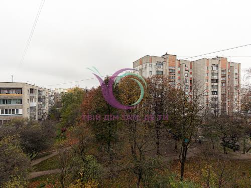 квартира за адресою Євгена Патона вул., 4а