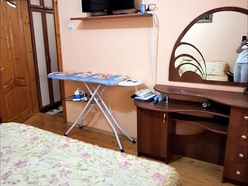 квартира за адресою Івана Миколайчука вул., 12