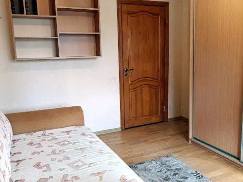 квартира за адресою Левка Лук'яненка вул. (Маршала Тимошенка), 1