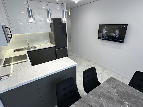 квартира за адресою Євгена Коновальця вул., 35