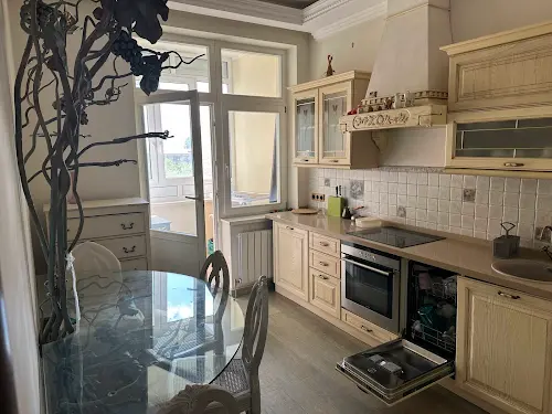 квартира за адресою Панаса Мирного вул., 17
