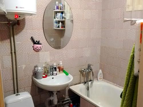 квартира за адресою Гната Хоткевича вул., 52/1