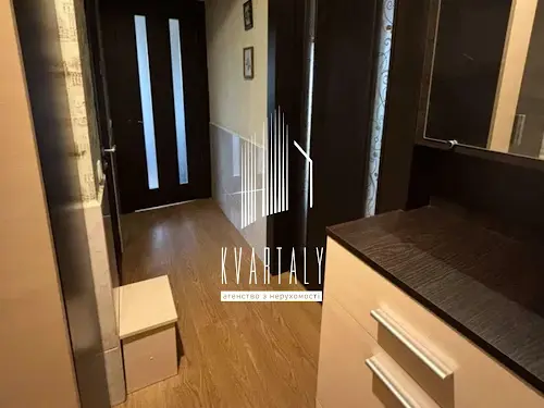 квартира за адресою Тополева вул., 5