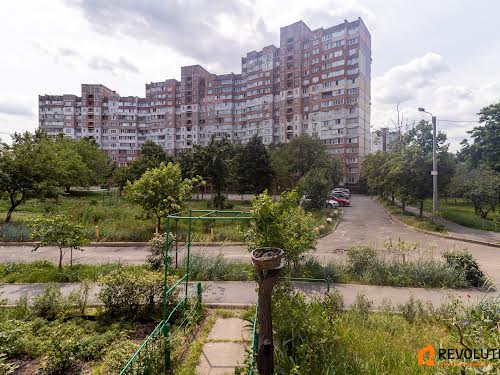 квартира за адресою Миколи Закревського вул., 13