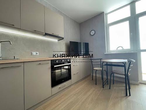 квартира за адресою Ревуцького вул., 40В