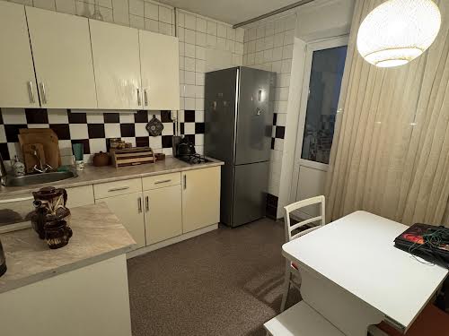 квартира по адресу Науки просп., 27
